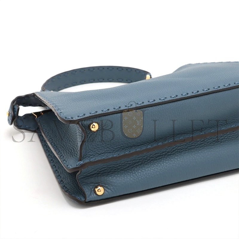 F**di peekaboo iseeu small 8bn321 (27*20*11cm)